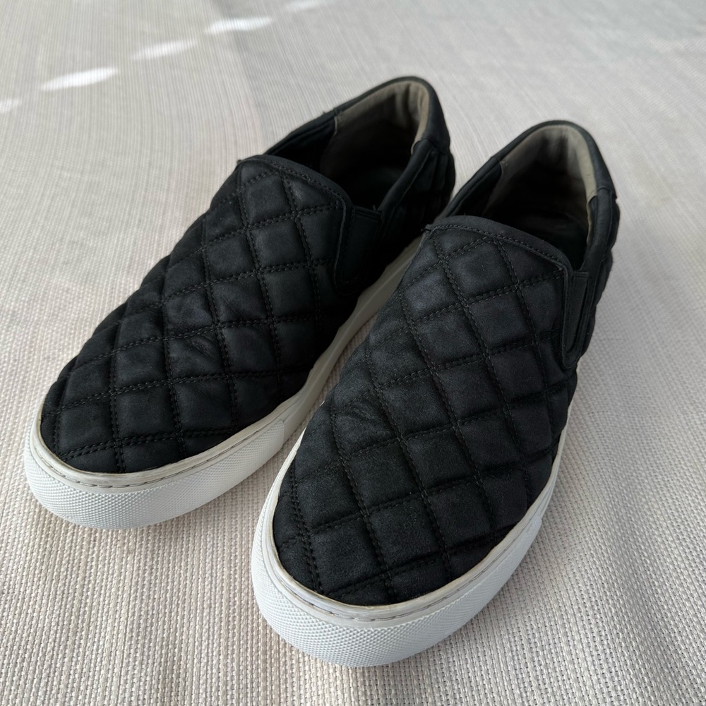 TORY BURCH SLIP ON SHOES